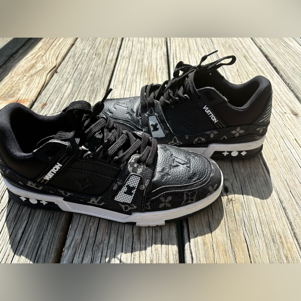 Men’s Louis Vuitton Nike Shoes